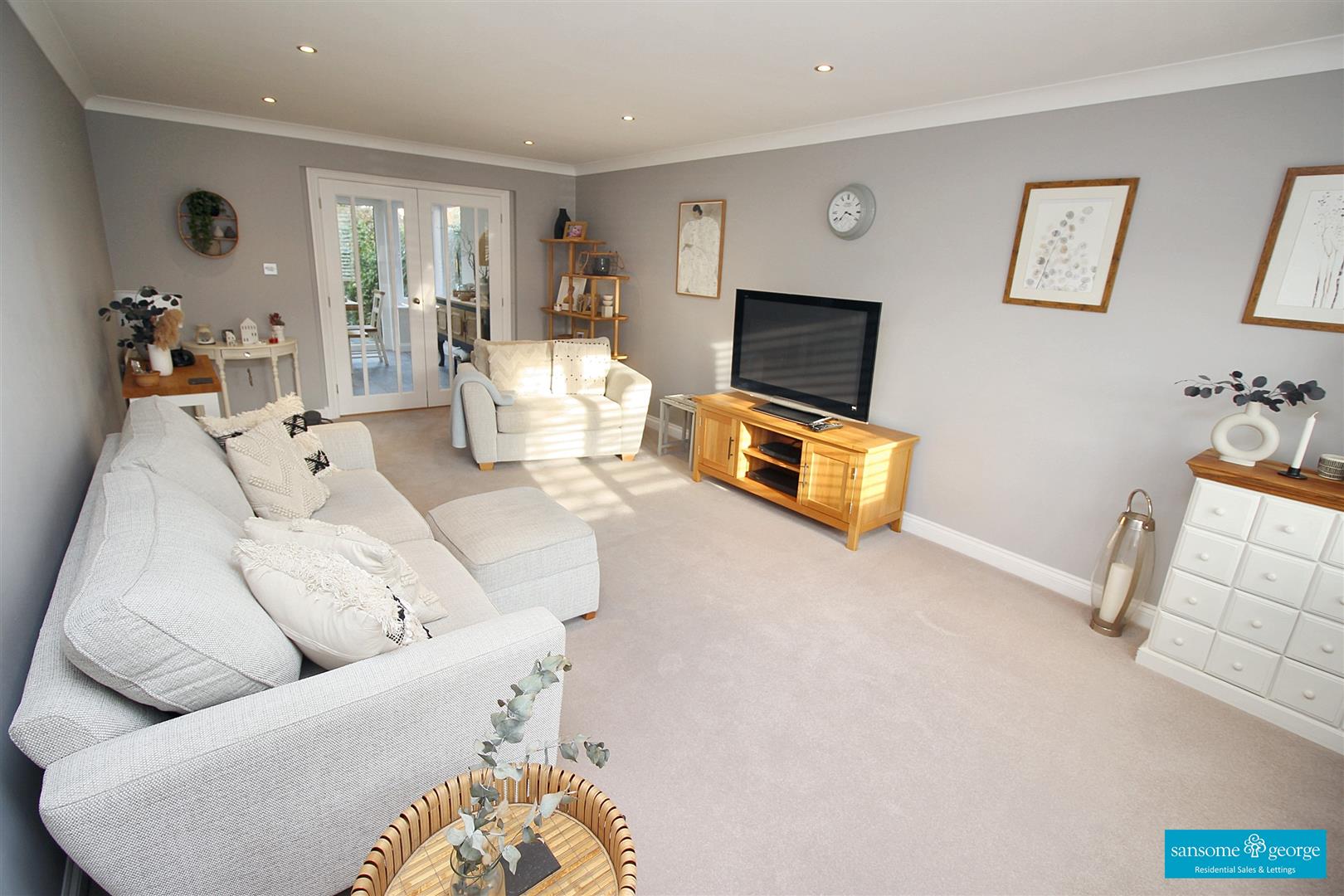 Hayfield Close, Tilehurst, Reading